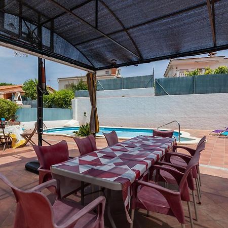 Villa Lilia Vilanova i la Geltrú Εξωτερικό φωτογραφία