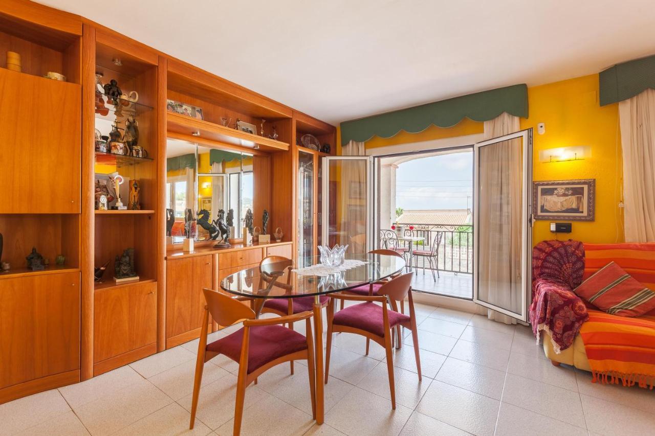 Villa Lilia Vilanova i la Geltrú Εξωτερικό φωτογραφία