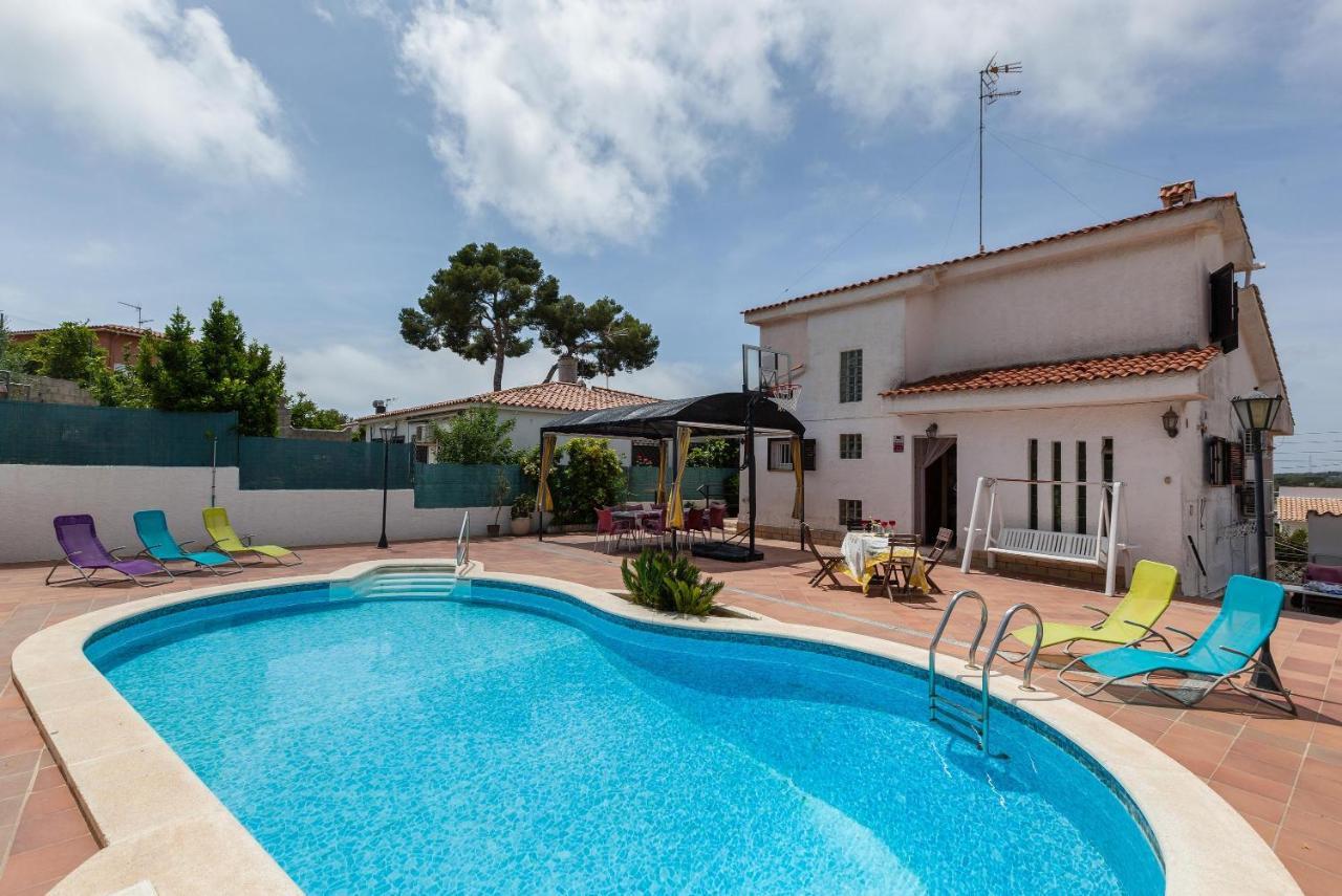 Villa Lilia Vilanova i la Geltrú Εξωτερικό φωτογραφία